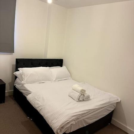 Two Bedrooms Flat In Stratford 伦敦 外观 照片